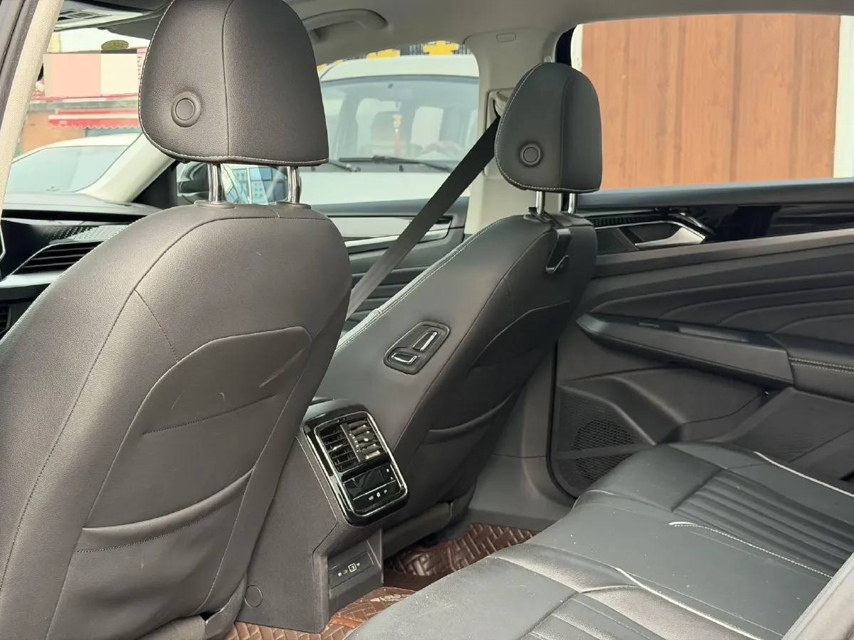 2022 Skoda Kodiak GT 2.0T 186HP L4 7DCT,autocango,china used car exporter,china ev exporter,chinese used car exporter,chinese used ev exporter