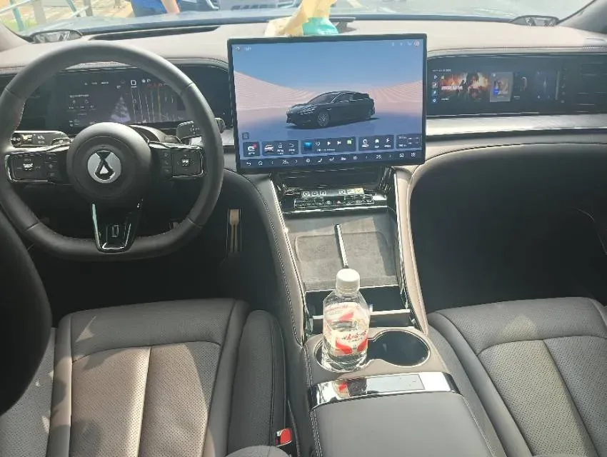 2024 Denza DenzaZ9 2.0T 207HP L4 E-CVT PHEV 38.5KWH,autocango,china used car exporter,china ev exporter,chinese used car exporter,chinese used ev exporter