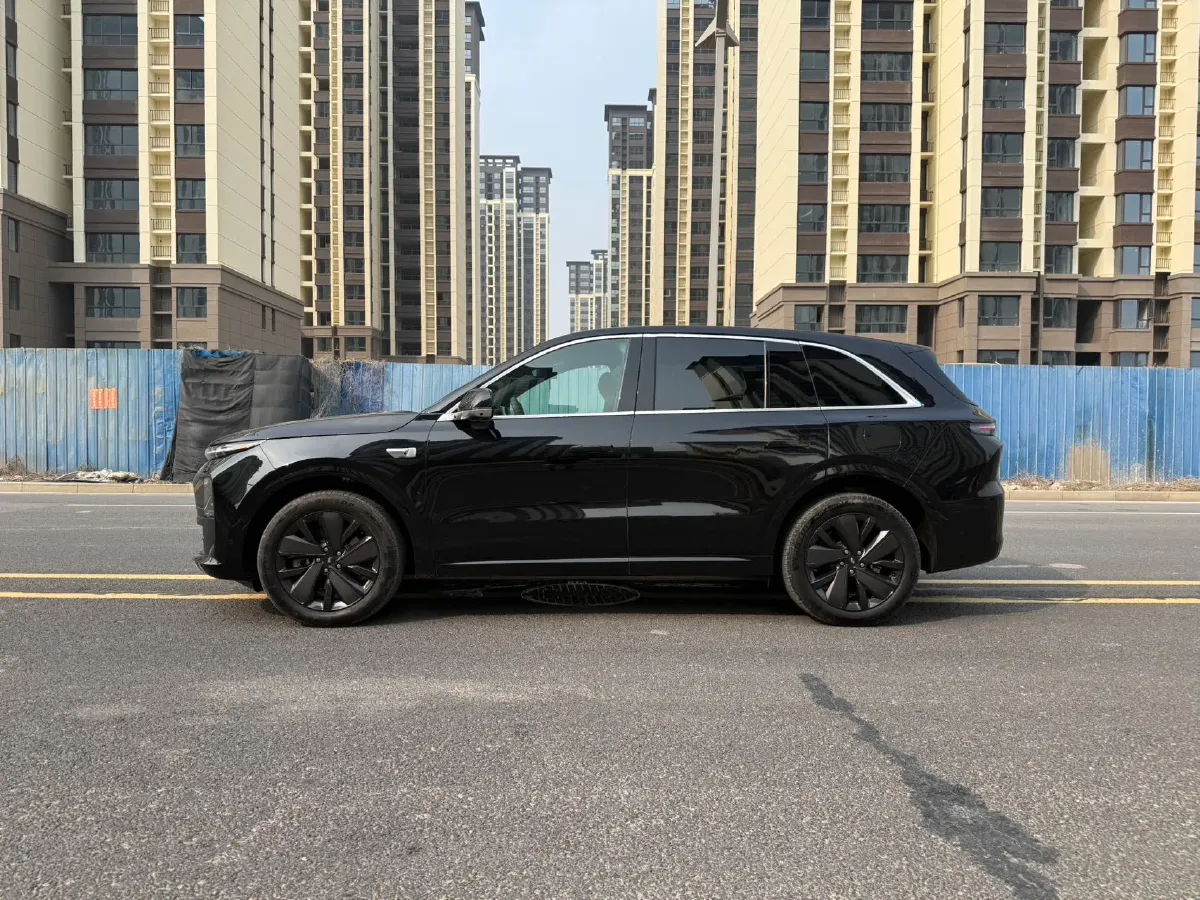 2025 Li L6 Range Extended 154HP L4 REEV,autocango,china used car exporter,china ev exporter,chinese used car exporter,chinese used ev exporter