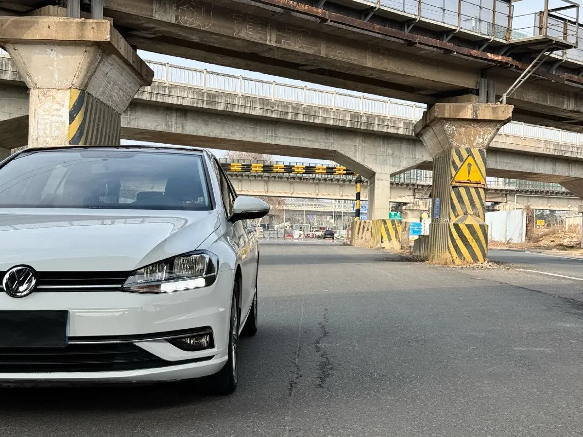 2018 Volkswagen Golf 1.4T 131HP L4 7DCT,autocango,china used car exporter,china ev exporter,chinese used car exporter,chinese used ev exporter