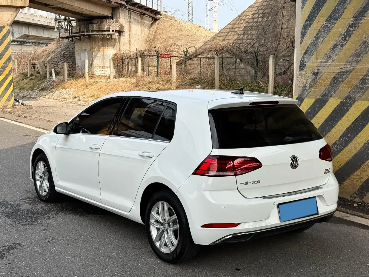 2018 Volkswagen Golf 1.4T 131HP L4 7DCT,autocango,china used car exporter,china ev exporter,chinese used car exporter,chinese used ev exporter