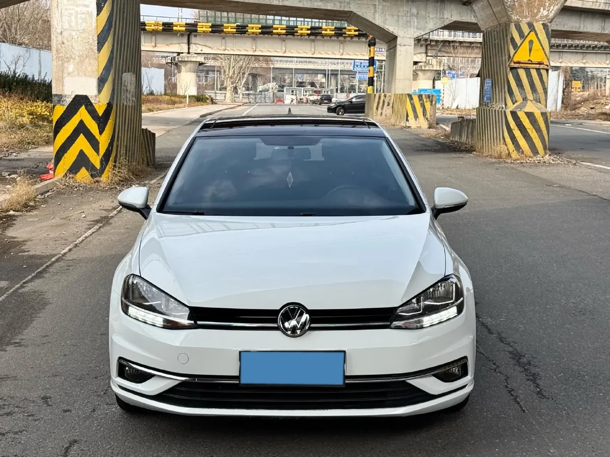 2018 Volkswagen Golf 1.4T 131HP L4 7DCT,autocango,china used car exporter,china ev exporter,chinese used car exporter,chinese used ev exporter