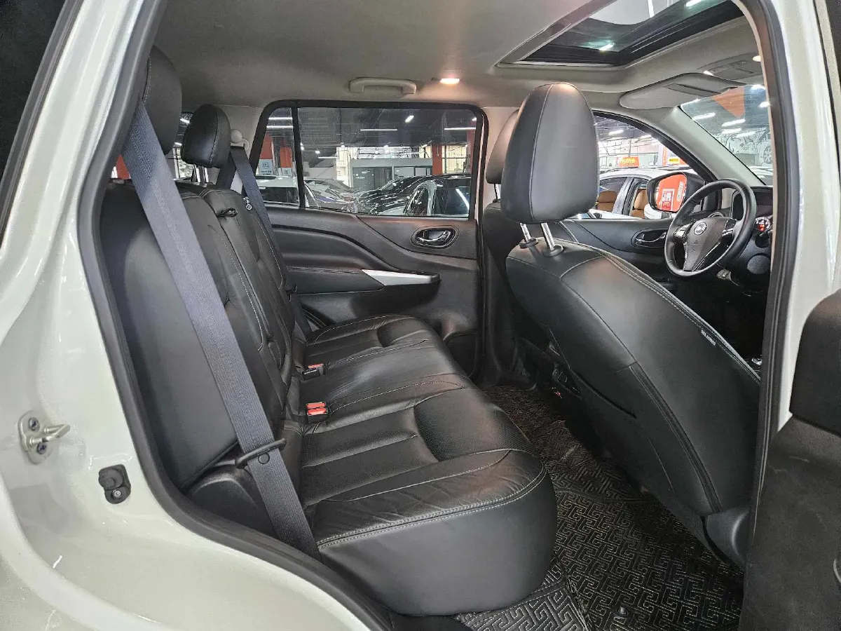 2020 Nissan Terra 2.5L 193HP L4 7AT,autocango,china used car exporter,china ev exporter,chinese used car exporter,chinese used ev exporter