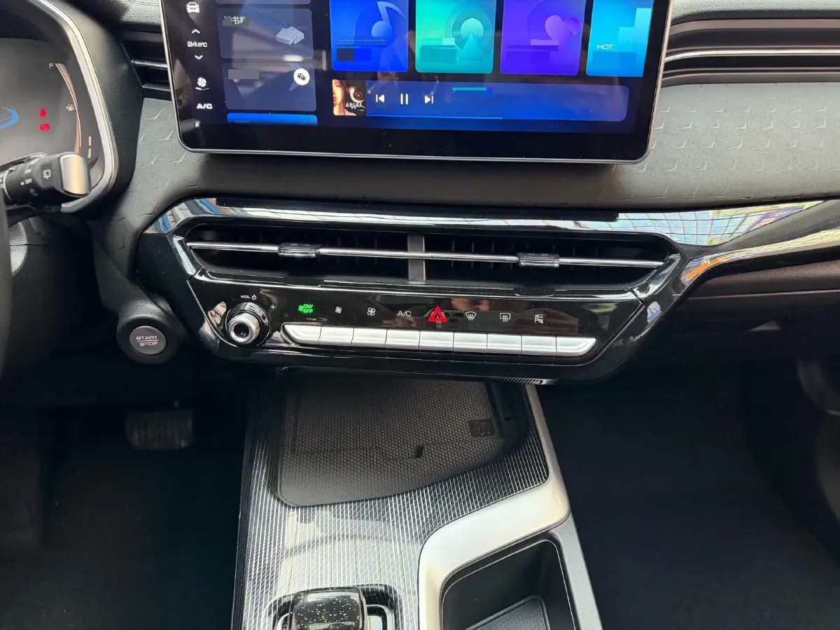 2022 Haval Rabbit 1.5T 150HP L4 7DCT,autocango,china used car exporter,china ev exporter,chinese used car exporter,chinese used ev exporter