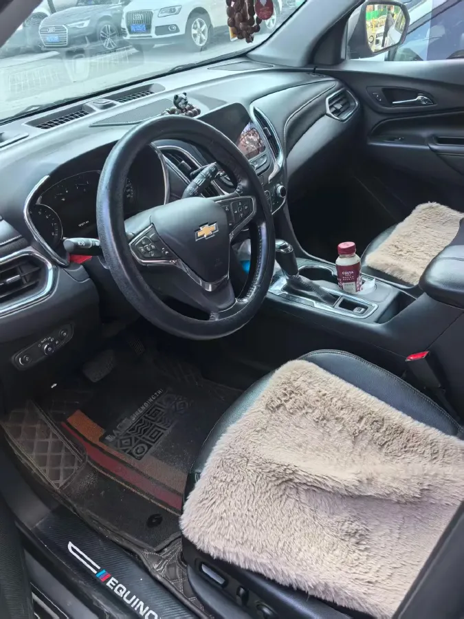 2018 Chevrolet Equinox 2.0T 260HP L4 9AT,autocango,china used car exporter,china ev exporter,chinese used car exporter,chinese used ev exporter