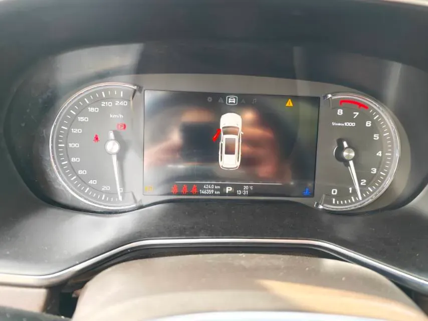 2019 Roewe RX8 2.0T 222HP L4 6AT,autocango,china used car exporter,china ev exporter,chinese used car exporter,chinese used ev exporter