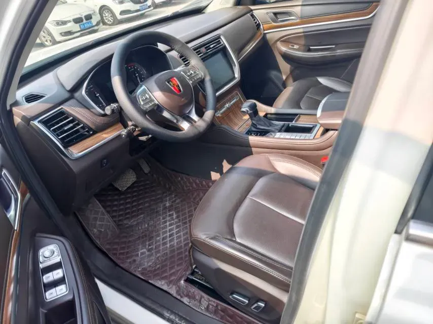 2019 Roewe RX8 2.0T 222HP L4 6AT,autocango,china used car exporter,china ev exporter,chinese used car exporter,chinese used ev exporter