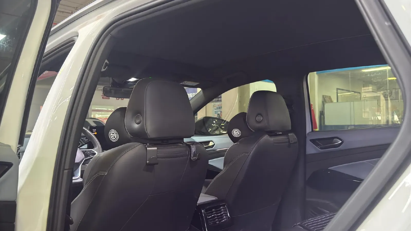 2024 Volkswagen ID.4 X BEV 52.8KWH,autocango,china used car exporter,china ev exporter,chinese used car exporter,chinese used ev exporter