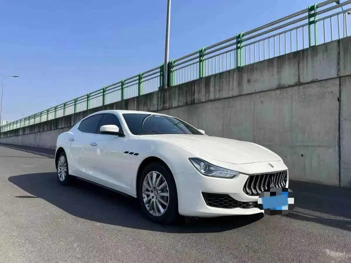 2022 Audi Q7 2.0T 245HP L4 8AT,autocango,china used car exporter,china ev exporter,chinese used car exporter,chinese used ev exporter