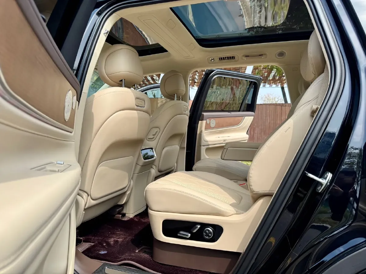 2024 AITO AITO M9 1.5T 152HP L4 REEV 42KWH,autocango,china used car exporter,china ev exporter,chinese used car exporter,chinese used ev exporter