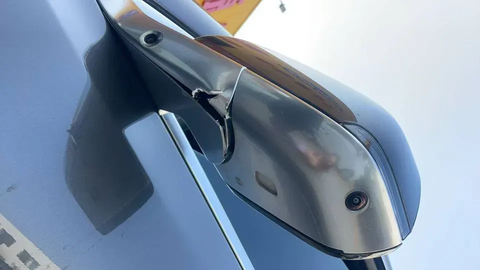 2025 Li L6 Range Extended 154HP L4 REEV,autocango,china used car exporter,china ev exporter,chinese used car exporter,chinese used ev exporter