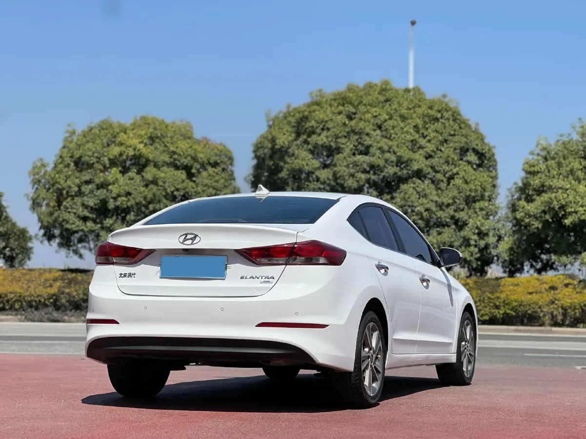 2016 Hyundai Elantra 1.6L 130HP L4 6AT,autocango,china used car exporter,china ev exporter,chinese used car exporter,chinese used ev exporter