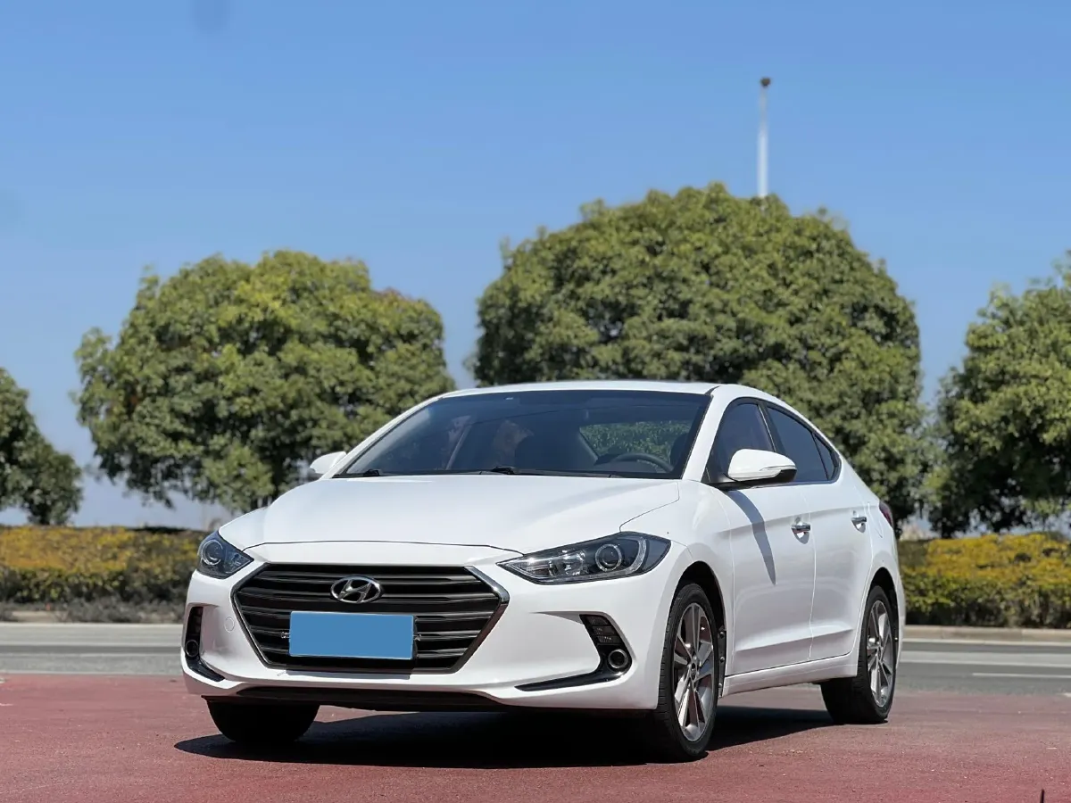 2016 Hyundai Elantra 1.6L 130HP L4 6AT,autocango,china used car exporter,china ev exporter,chinese used car exporter,chinese used ev exporter