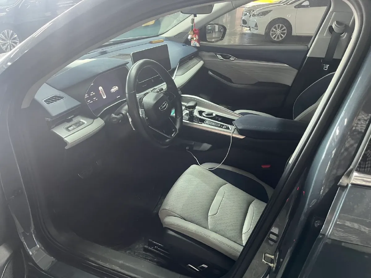 2021 Geely Preface 2.0T 190HP L4 7DCT,autocango,china used car exporter,china ev exporter,chinese used car exporter,chinese used ev exporter