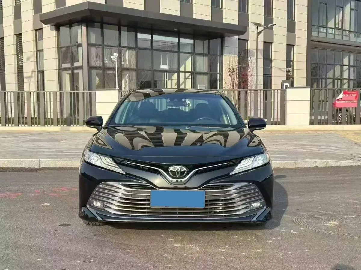 2019 Toyota Camry 2.0L 178HP L4 CVT,autocango,china used car exporter,china ev exporter,chinese used car exporter,chinese used ev exporter