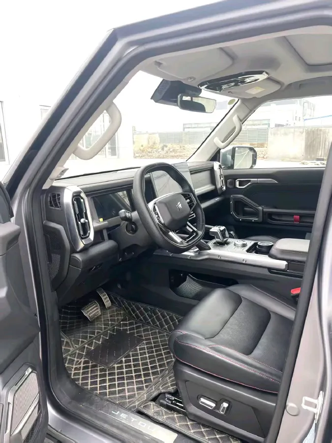 2024 Jetour ShanHai TravellerC-DM 1.5T 156HP L4 3DHT PHEV 26.7KWH,autocango,china used car exporter,china ev exporter,chinese used car exporter,chinese used ev exporter