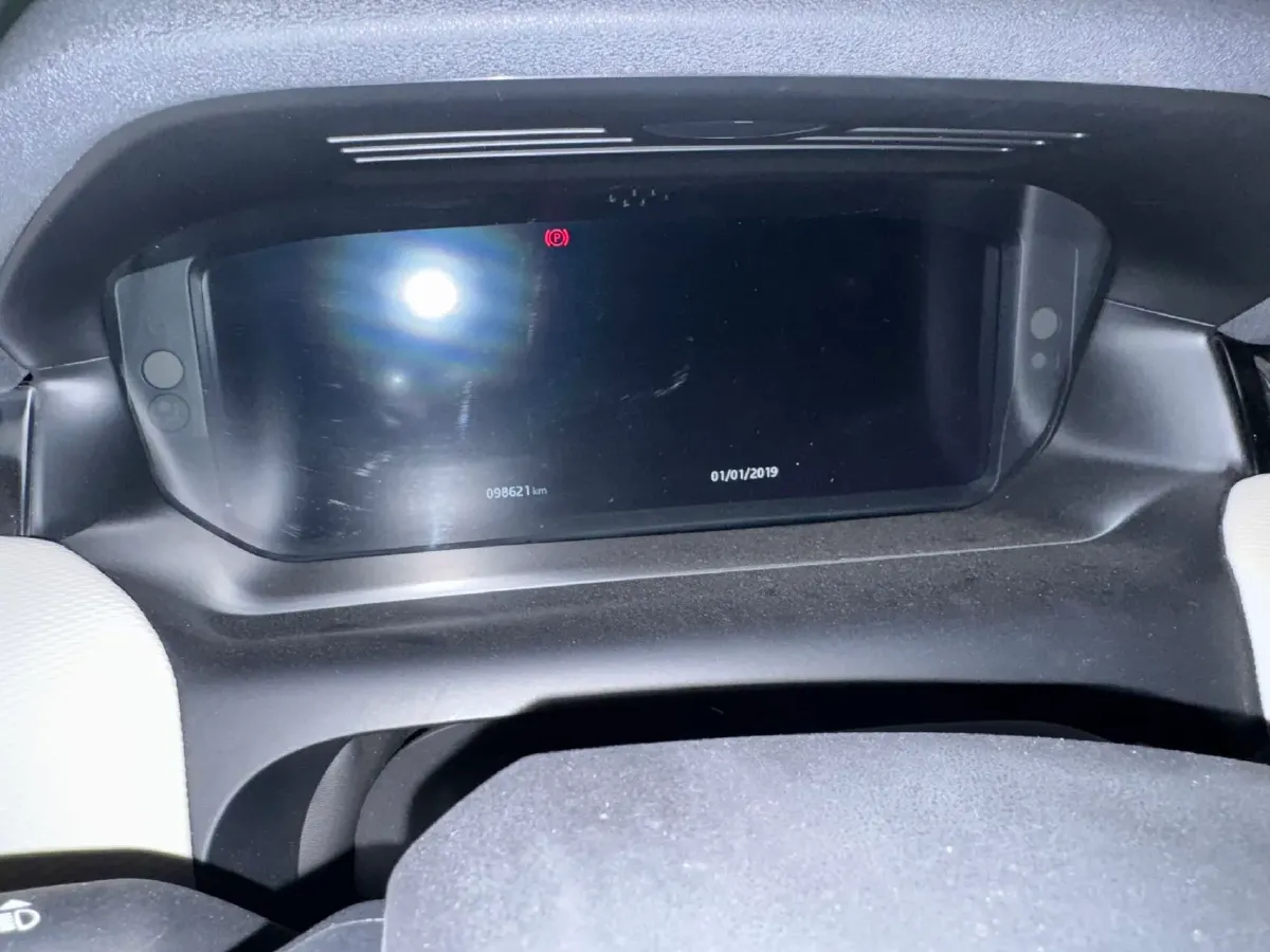 2021 Land Rover Discovery Sport 2.0T 249HP L4 9AT,autocango,china used car exporter,china ev exporter,chinese used car exporter,chinese used ev exporter