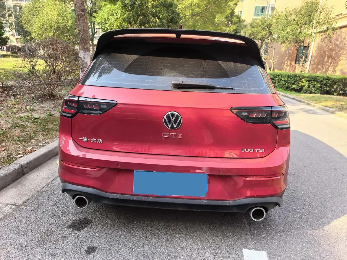 2025 Volkswagen GolfGTI 2.0T 220HP L4 7DCT,autocango,china used car exporter,china ev exporter,chinese used car exporter,chinese used ev exporter