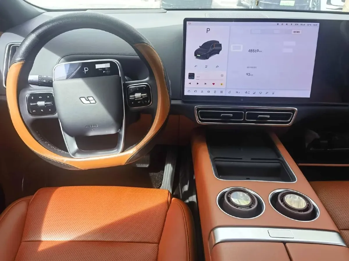 2023 Li L8 Range Extended 154HP REEV 40.9KWH,autocango,china used car exporter,china ev exporter,chinese used car exporter,chinese used ev exporter