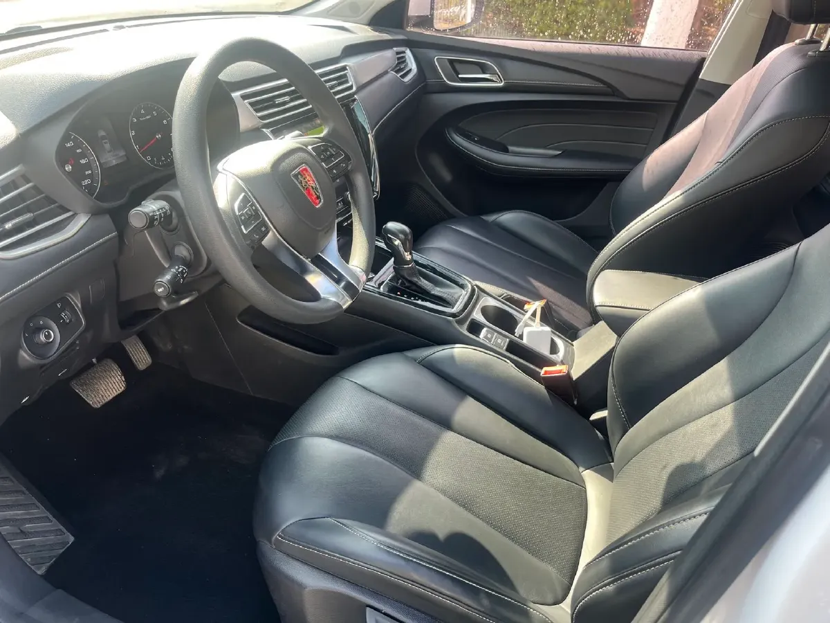 2019 Roewe i5 1.5L 120HP L4 CVT,autocango,china used car exporter,china ev exporter,chinese used car exporter,chinese used ev exporter