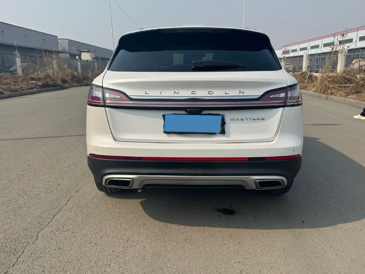 2021 Lincoln Nautilus 2.0T 245HP L4 8AT,autocango,china used car exporter,china ev exporter,chinese used car exporter,chinese used ev exporter