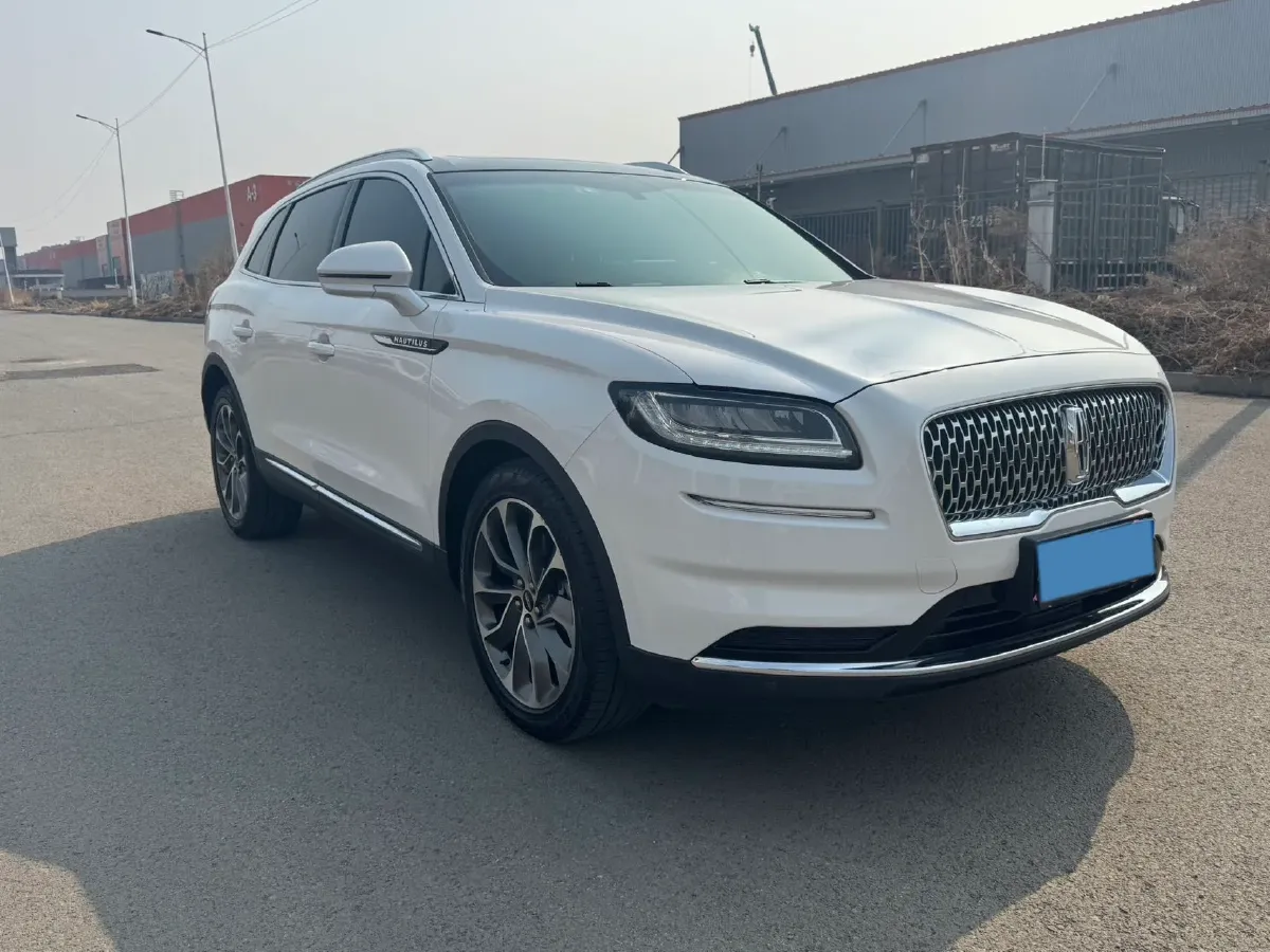 2021 Lincoln Nautilus 2.0T 245HP L4 8AT,autocango,china used car exporter,china ev exporter,chinese used car exporter,chinese used ev exporter