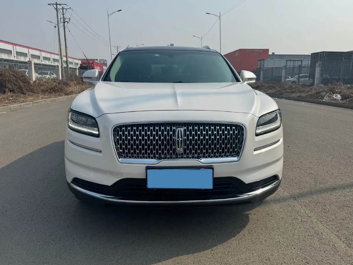 2021 Lincoln Nautilus 2.0T 245HP L4 8AT,autocango,china used car exporter,china ev exporter,chinese used car exporter,chinese used ev exporter