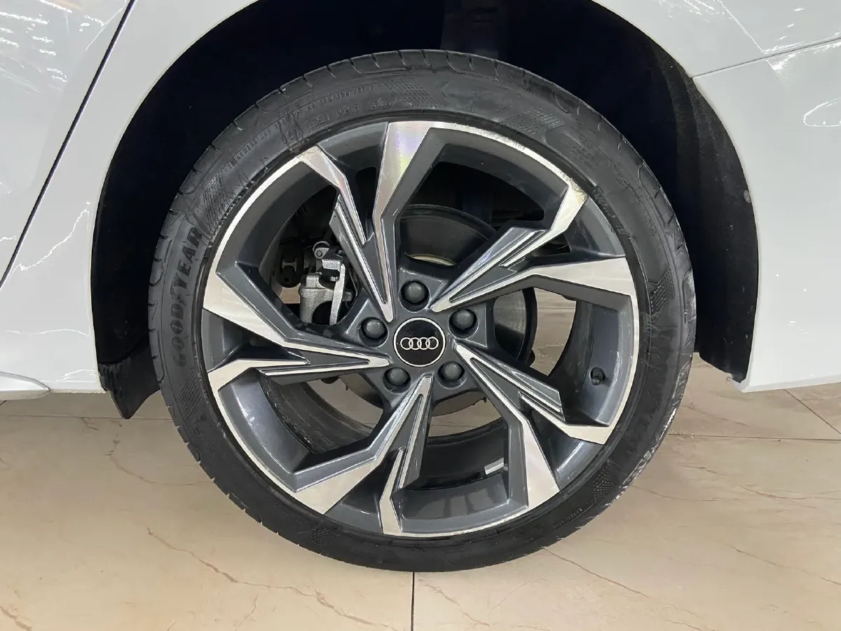 2022 Audi A3 1.4T 150HP L4 7DCT,autocango,china used car exporter,china ev exporter,chinese used car exporter,chinese used ev exporter