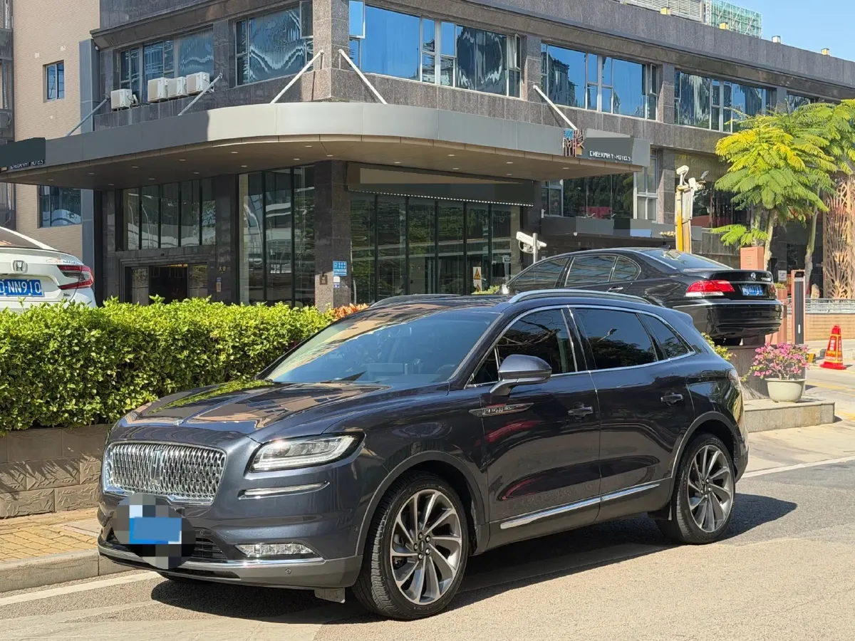 2022 Lincoln Nautilus 2.7T 322HP V6 8AT,autocango,china used car exporter,china ev exporter,chinese used car exporter,chinese used ev exporter