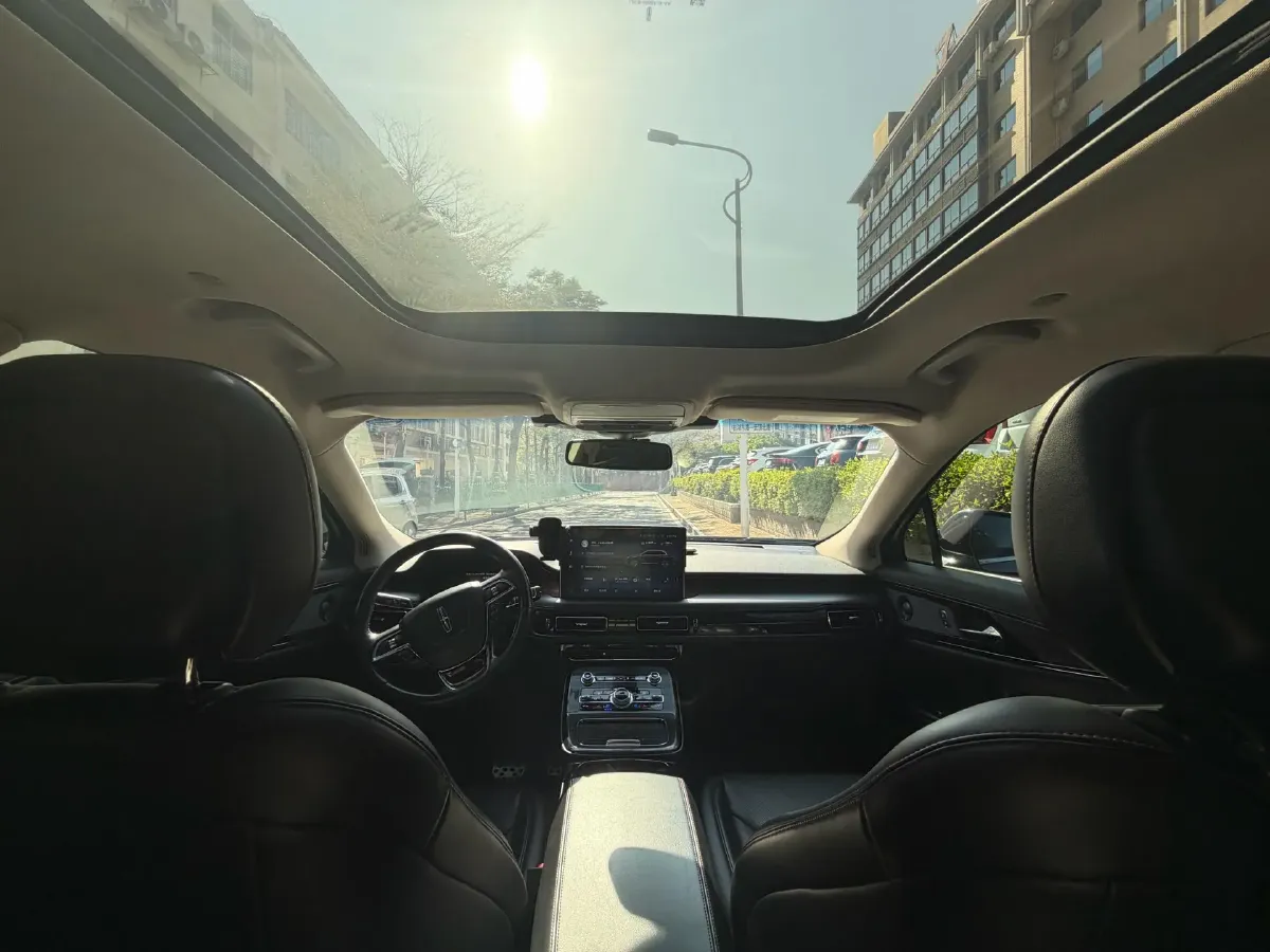 2022 Lincoln Nautilus 2.7T 322HP V6 8AT,autocango,china used car exporter,china ev exporter,chinese used car exporter,chinese used ev exporter