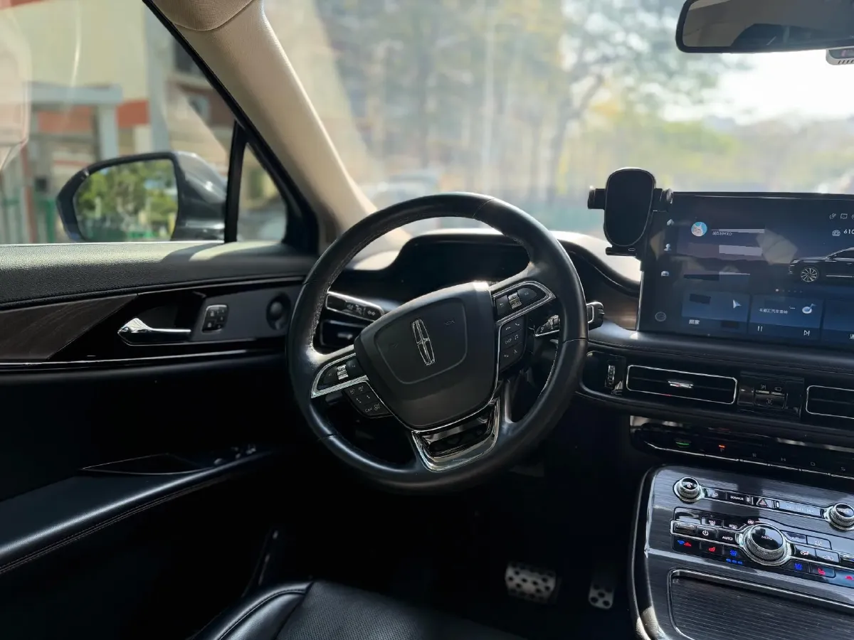 2022 Lincoln Nautilus 2.7T 322HP V6 8AT,autocango,china used car exporter,china ev exporter,chinese used car exporter,chinese used ev exporter