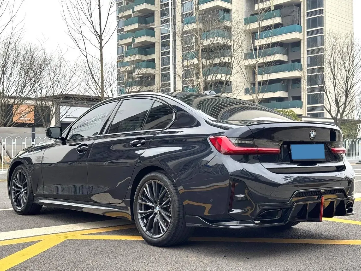 2024 BMW 3 Series 2.0T 184HP L4 8AT,autocango,china used car exporter,china ev exporter,chinese used car exporter,chinese used ev exporter