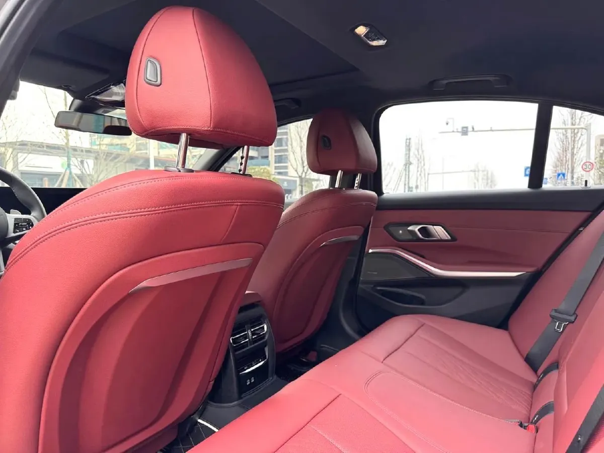 2024 BMW 3 Series 2.0T 184HP L4 8AT,autocango,china used car exporter,china ev exporter,chinese used car exporter,chinese used ev exporter