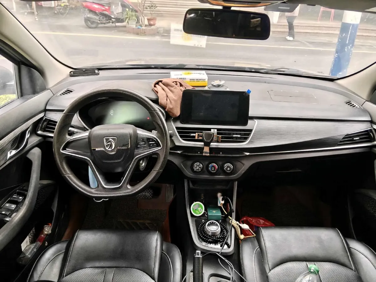 2018 BaoJun 360 1.5L 112HP L4 6MT,autocango,china used car exporter,china ev exporter,chinese used car exporter,chinese used ev exporter