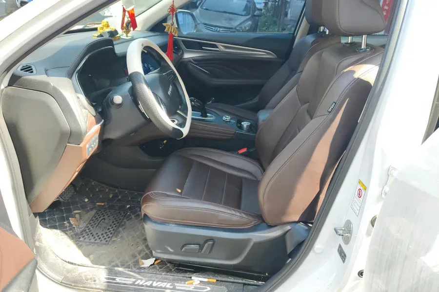 2019 Haval F7 2.0T 197HP L4 7DCT,autocango,china used car exporter,china ev exporter,chinese used car exporter,chinese used ev exporter