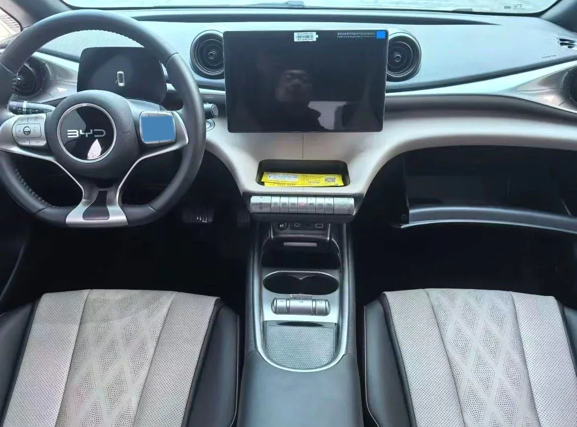 2024 BYD Dolphin BEV 44.928KWH,autocango,china used car exporter,china ev exporter,chinese used car exporter,chinese used ev exporter