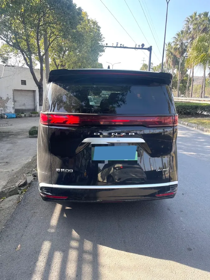 2022 Mercedes-Benz GLC Class 2.0T 197HP L4 9AT,autocango,china used car exporter,china ev exporter,chinese used car exporter,chinese used ev exporter