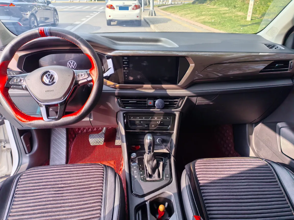 2022 Volkswagen Tharu 1.4T 150HP L4 7DCT,autocango,china used car exporter,china ev exporter,chinese used car exporter,chinese used ev exporter