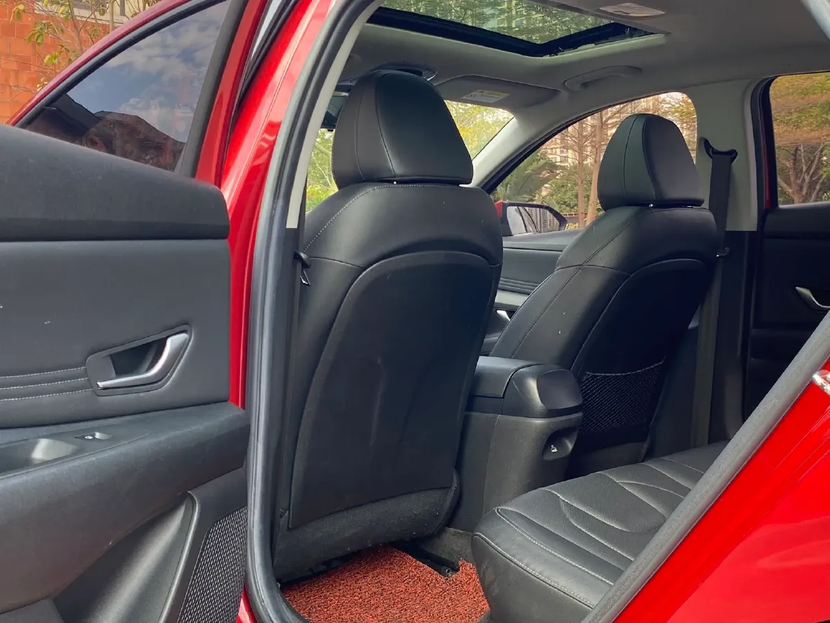 2021 Hyundai Elantra 1.5L 115HP L4 CVT,autocango,china used car exporter,china ev exporter,chinese used car exporter,chinese used ev exporter