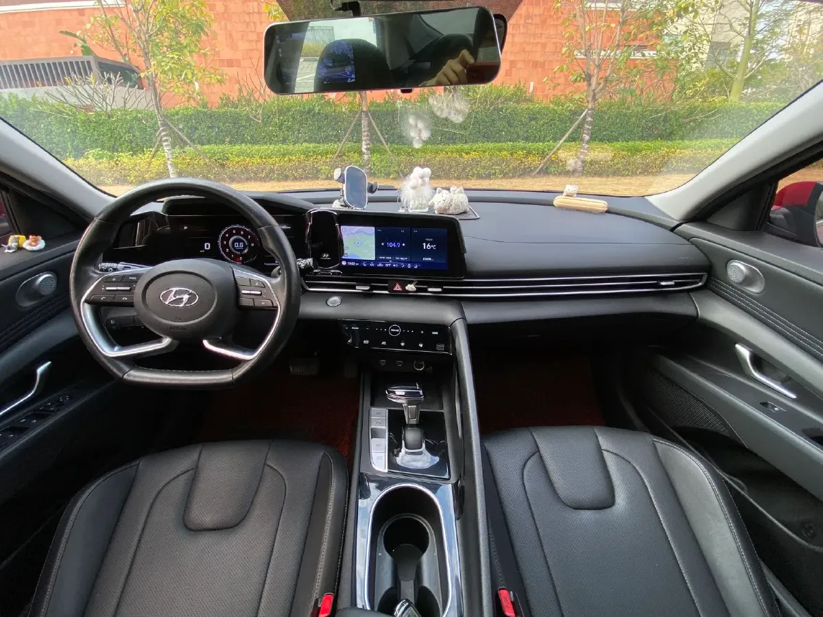 2021 Hyundai Elantra 1.5L 115HP L4 CVT,autocango,china used car exporter,china ev exporter,chinese used car exporter,chinese used ev exporter