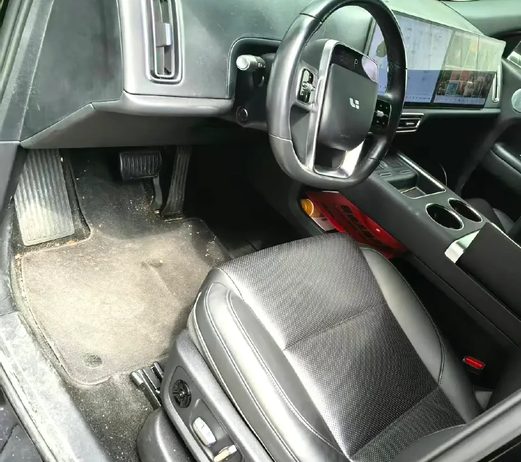 2024 Li L6 Range Extended 154HP L4 REEV 36.8KWH,autocango,china used car exporter,china ev exporter,chinese used car exporter,chinese used ev exporter