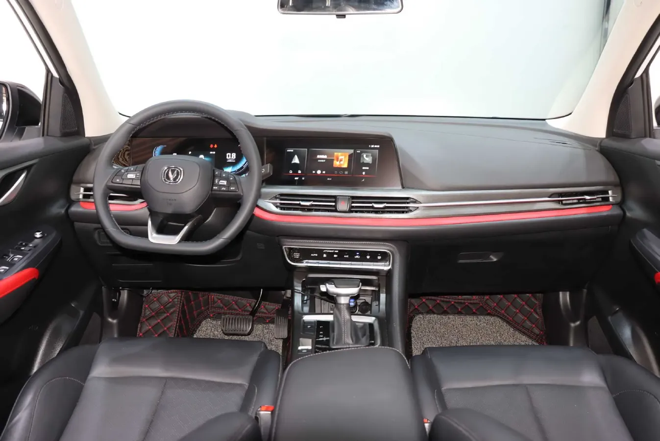 2021 ChangAn CS55 Plus 1.5T 180HP L4 7DCT,autocango,china used car exporter,china ev exporter,chinese used car exporter,chinese used ev exporter