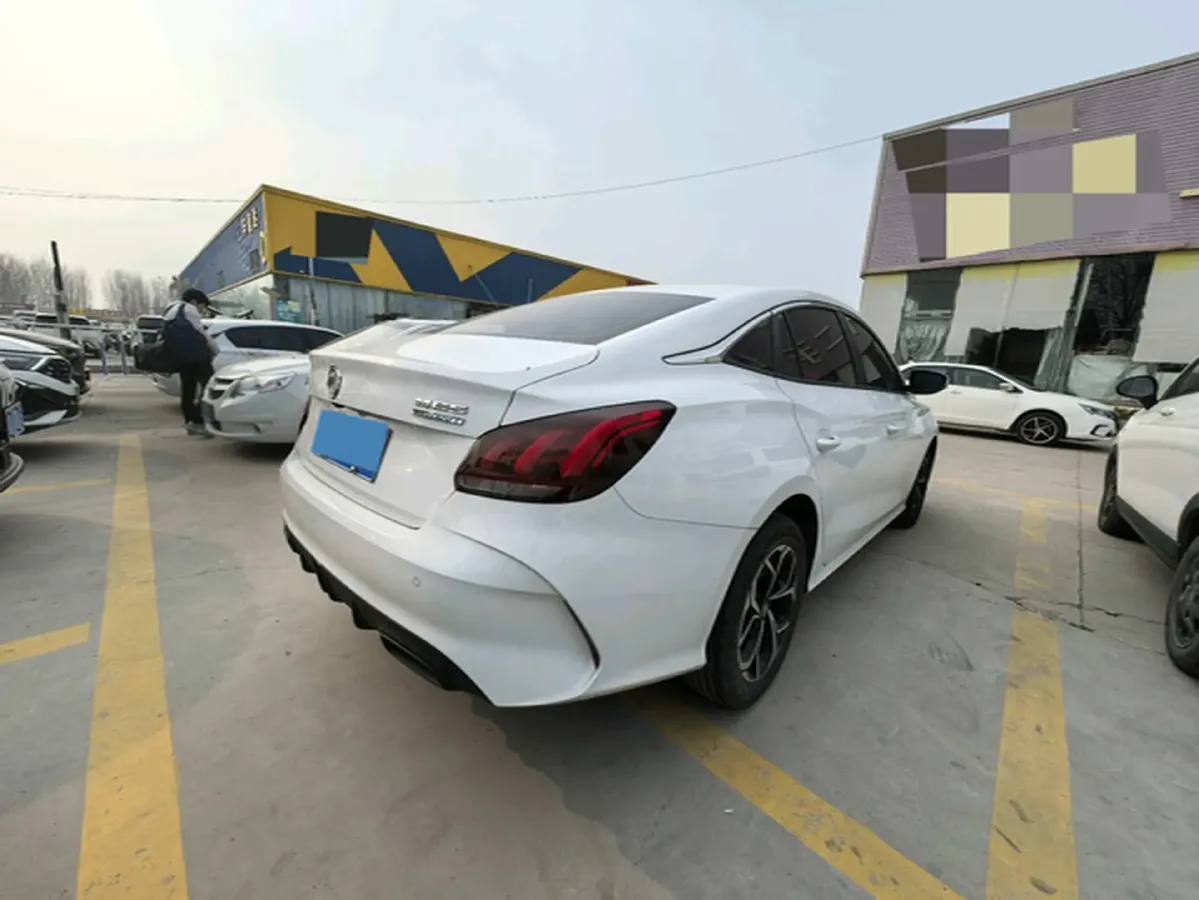 2023 MG 5 1.5L 129HP L4 5MT,autocango,china used car exporter,china ev exporter,chinese used car exporter,chinese used ev exporter