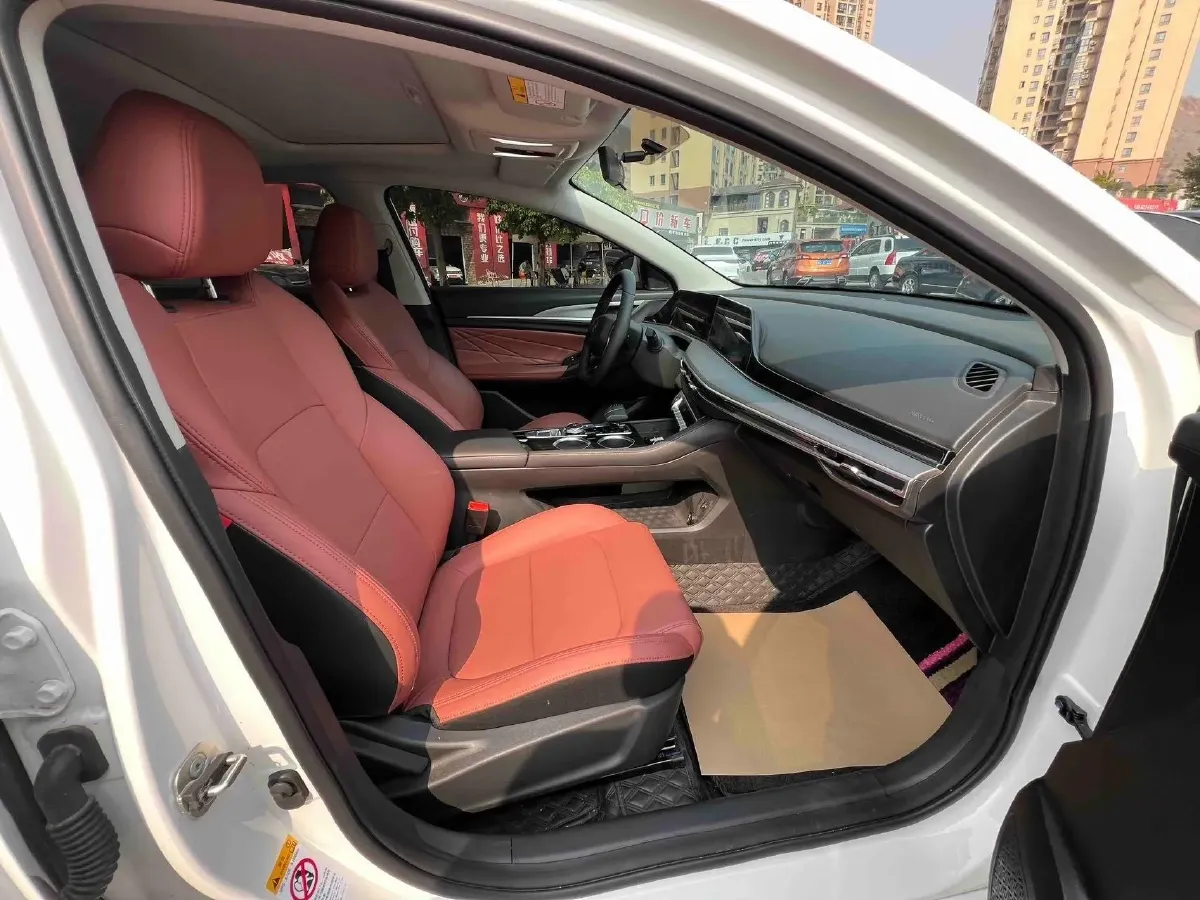 2025 ChangAn Eado 1.4T 160HP L4 7DCT,autocango,china used car exporter,china ev exporter,chinese used car exporter,chinese used ev exporter