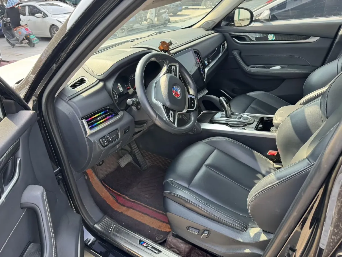 2019 Brilliance Auto V7 1.8T 231HP L4 7DCT,autocango,china used car exporter,china ev exporter,chinese used car exporter,chinese used ev exporter