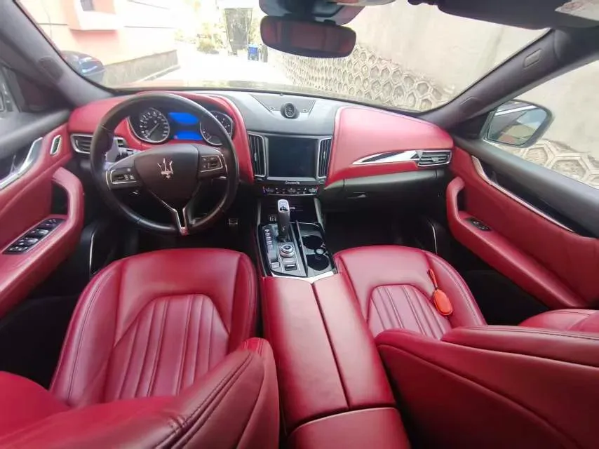 2019 Maserati Levante 3.0T 350HP V6 8AT,autocango,china used car exporter,china ev exporter,chinese used car exporter,chinese used ev exporter