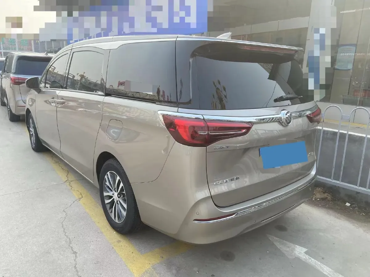 2022 Buick GL8 2.0T 237HP L4 9AT,autocango,china used car exporter,china ev exporter,chinese used car exporter,chinese used ev exporter