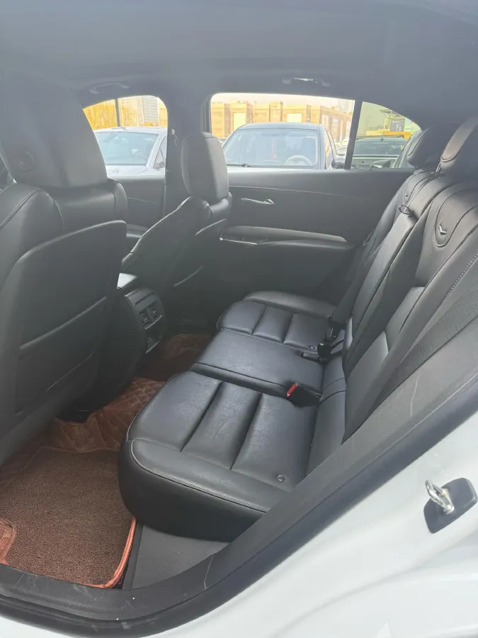 2018 Cadillac XT4 2.0T 241HP L4 9AT,autocango,china used car exporter,china ev exporter,chinese used car exporter,chinese used ev exporter