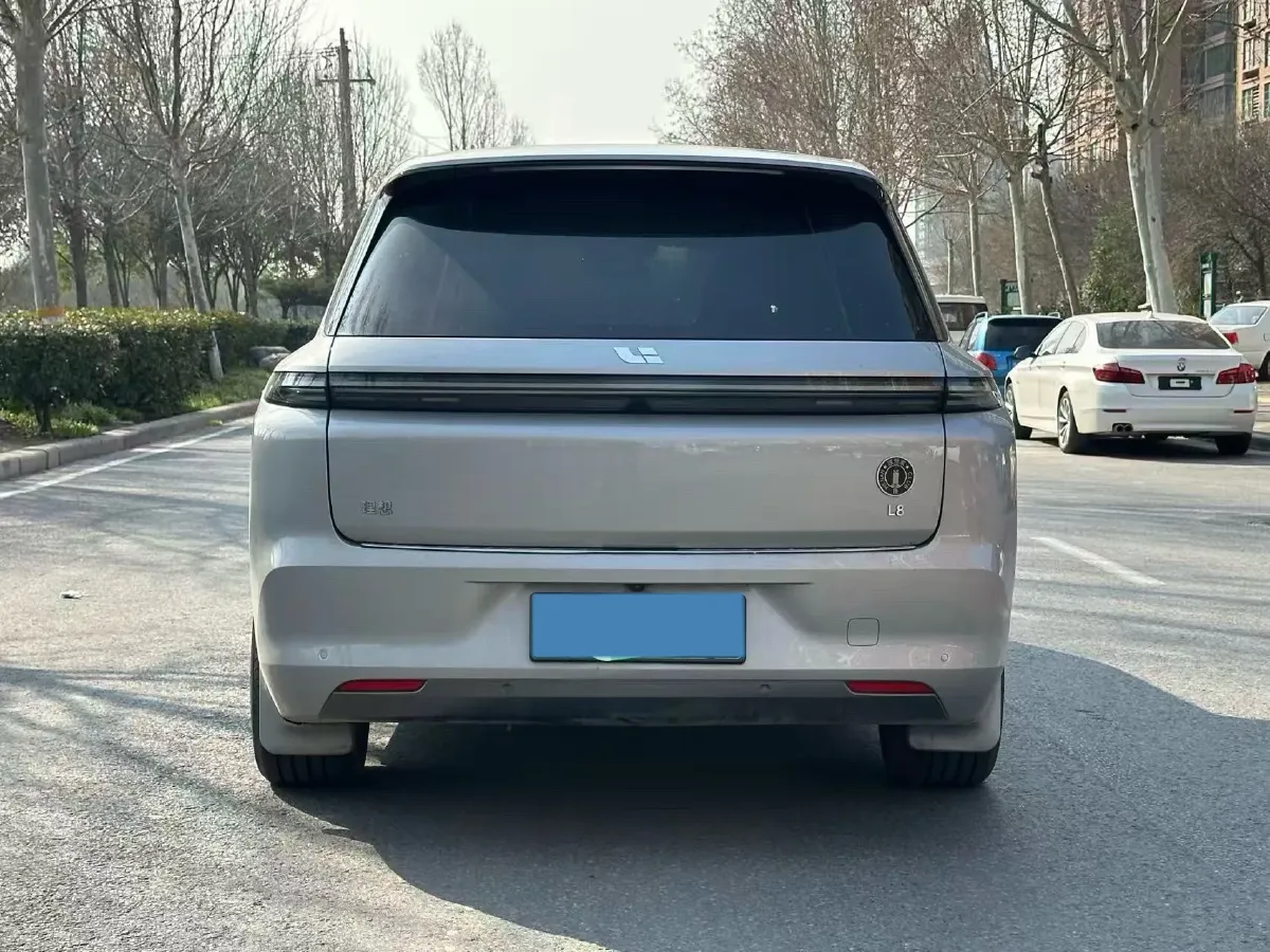 2023 Li L8 Range Extended 154HP REEV 40.9KWH,autocango,china used car exporter,china ev exporter,chinese used car exporter,chinese used ev exporter