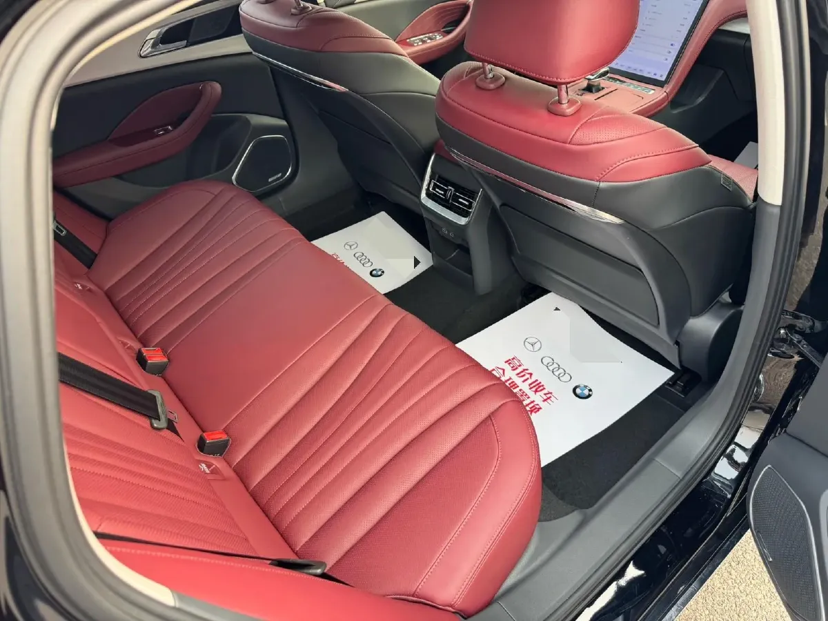 2024 HongQi H5 1.5T 169HP L4 7DCT,autocango,china used car exporter,china ev exporter,chinese used car exporter,chinese used ev exporter